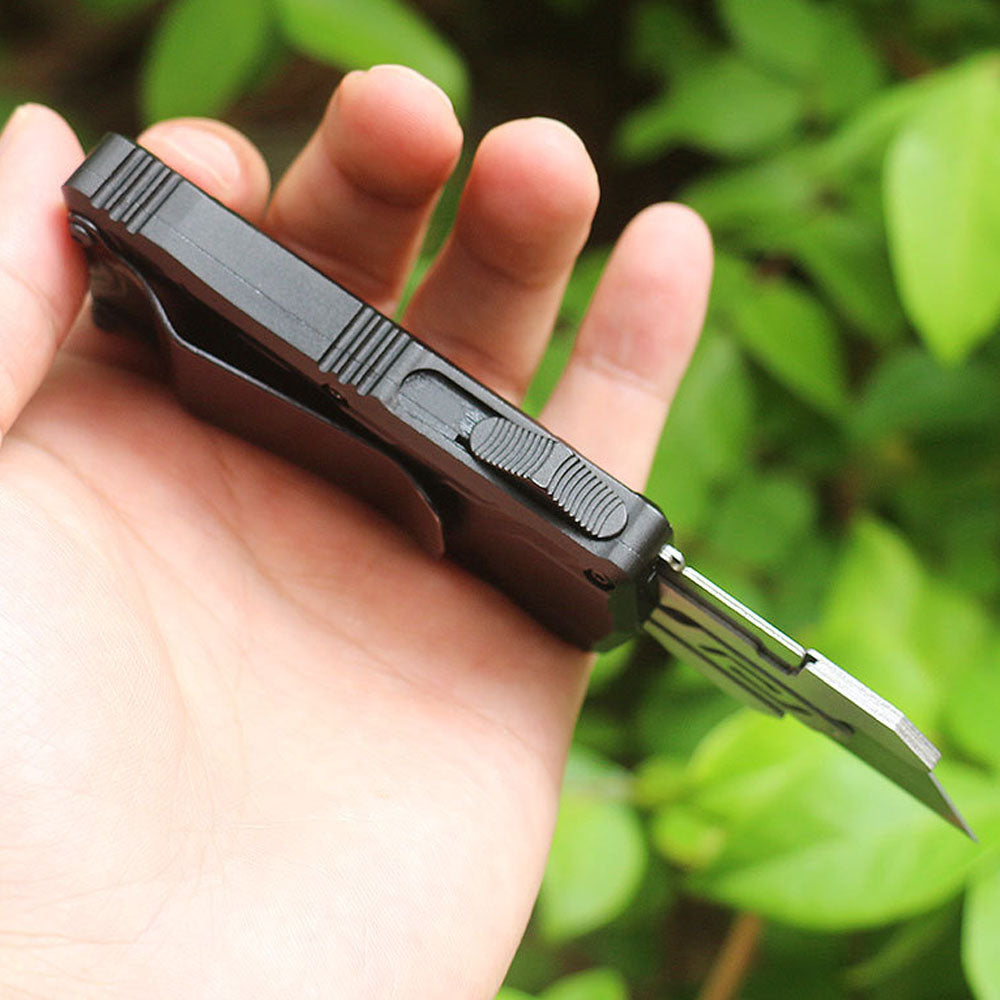 Caressolove Aluminum Alloy Automatically Retracts Box Cutter, Replaceable Blade EDC Pocket Utility Knife, Retractable Blade Tool Knife With Clip, Black With 5pcs Extra Blades